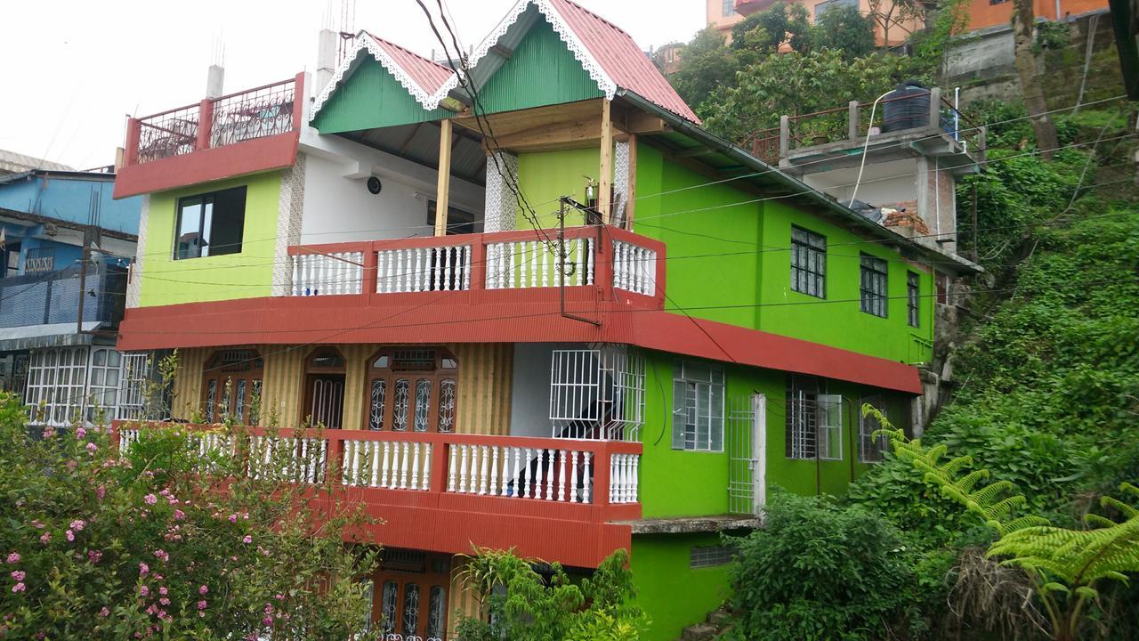 Family HomestayKurseong エクステリア 写真